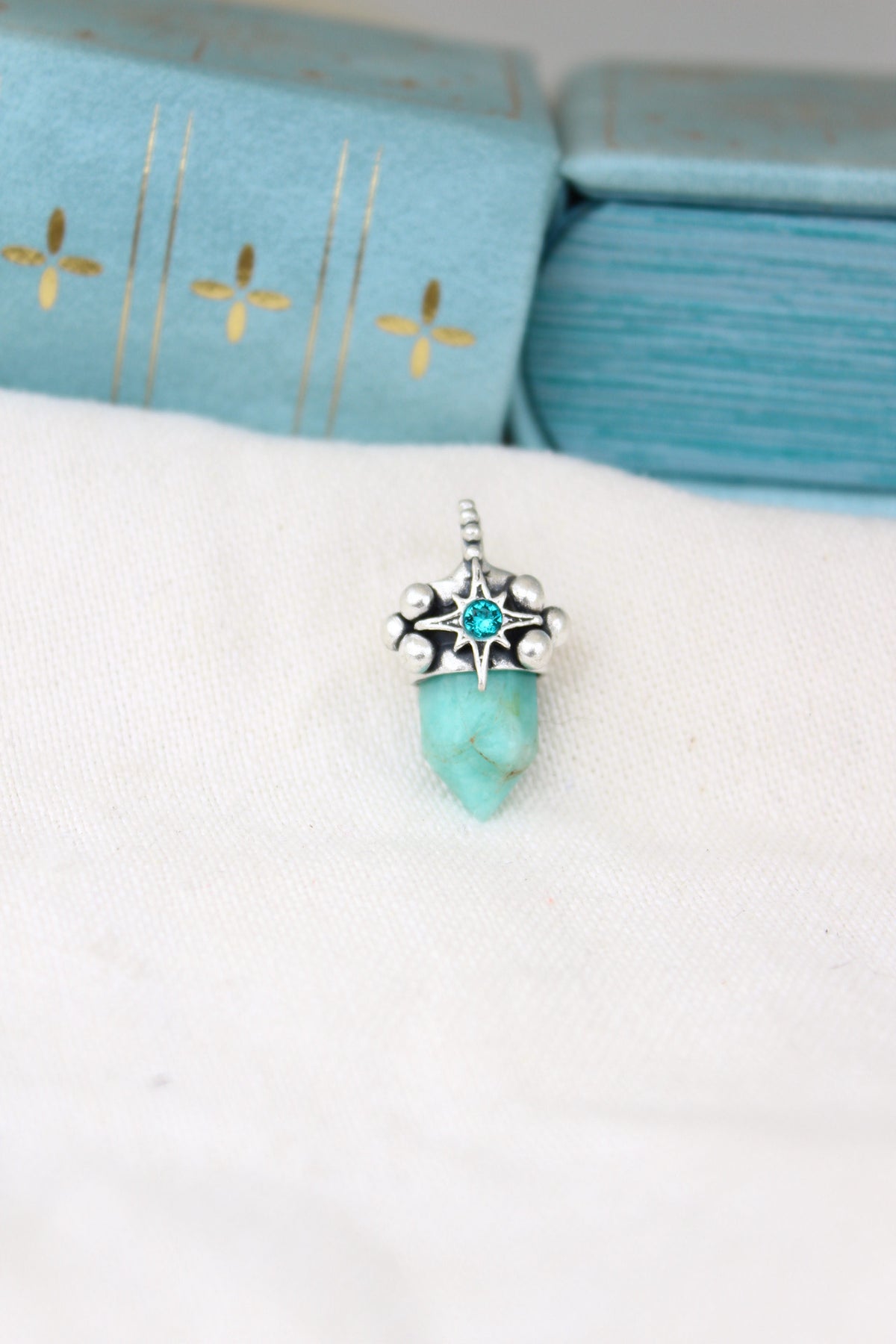 Amuleto petit Amazonita Lucero calipso