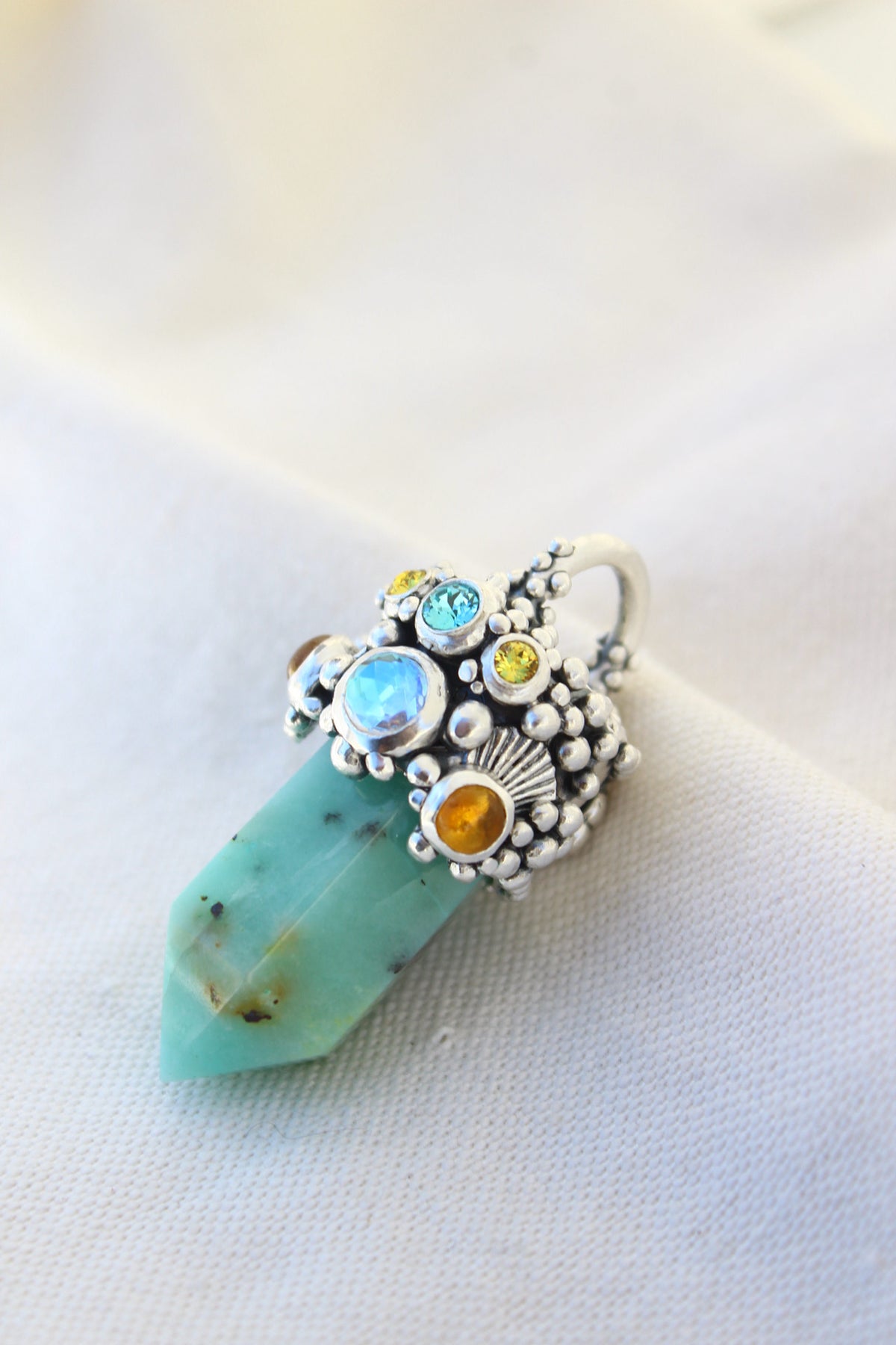 Amuleto crisoprasa citrinos y místico