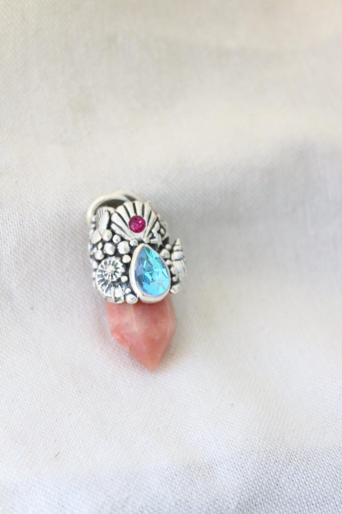 Amuleto Atlantis ópalo rosa