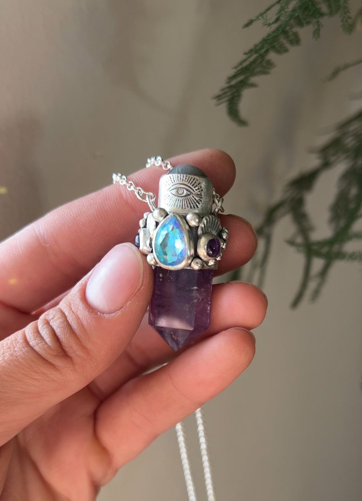Amuleto amatista protector