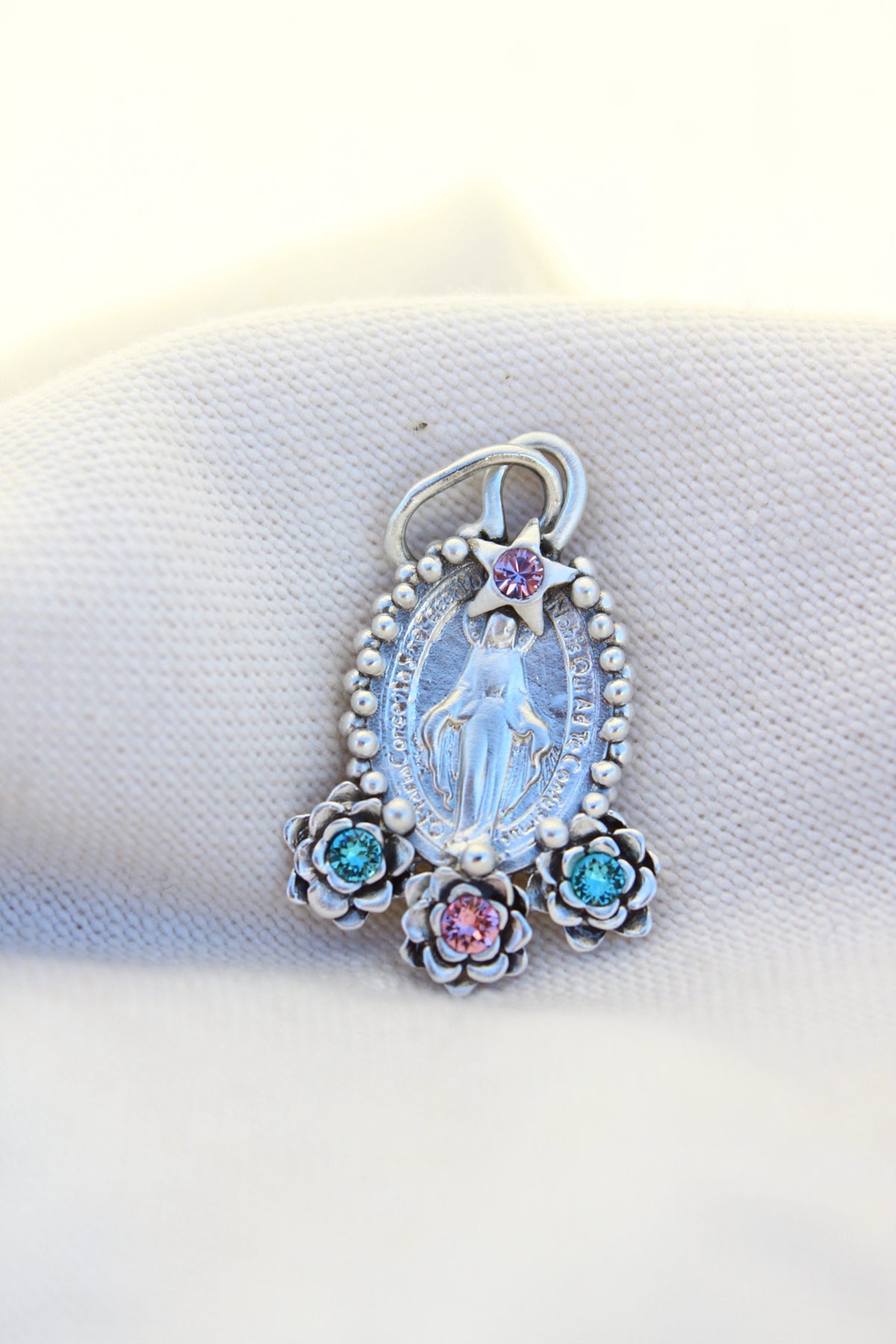 Collar Virgen de los milagros M #10