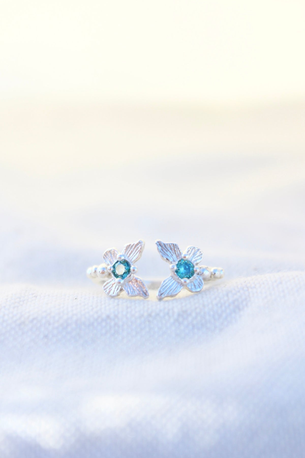 Anillo FILIPPA cristal calipso