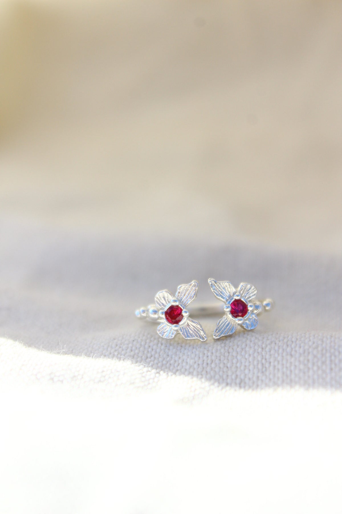 Anillo FILIPPA fucsia