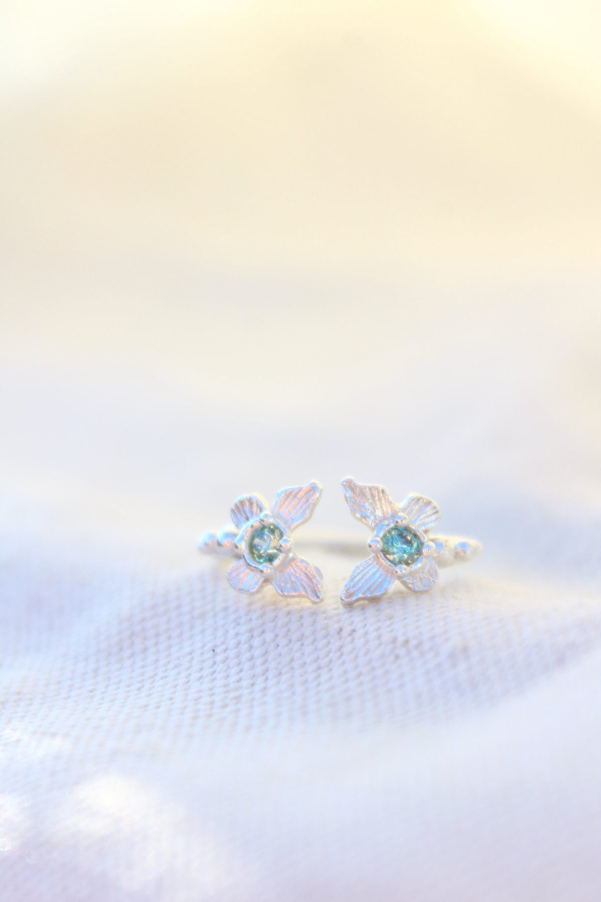 Anillo FILIPPA cristal fancy ligth green
