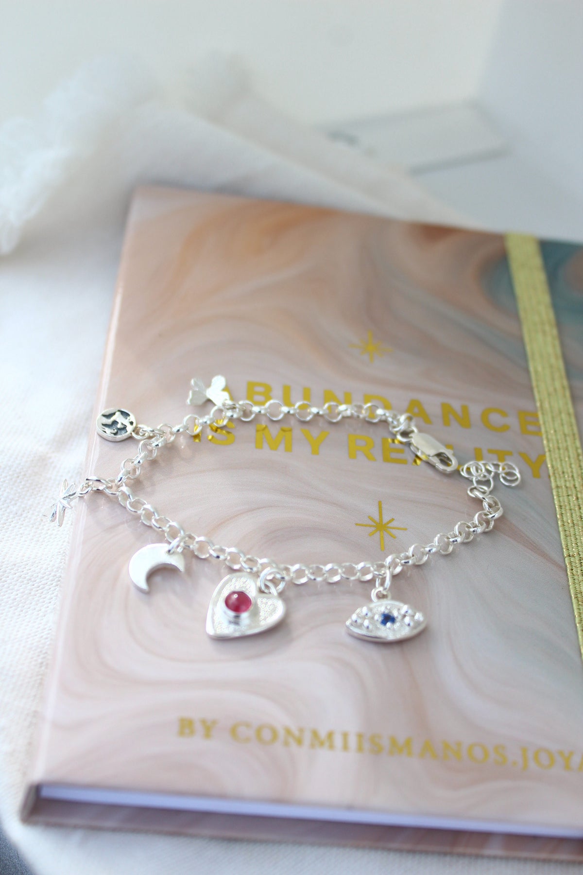 Pulsera manifestación