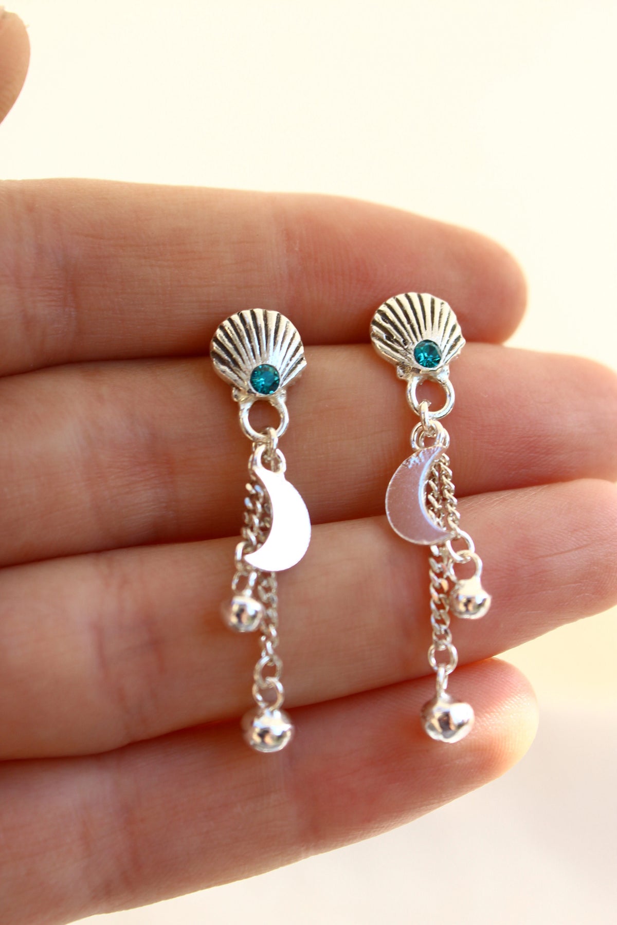 Aros cascada “M” turquesa (par)