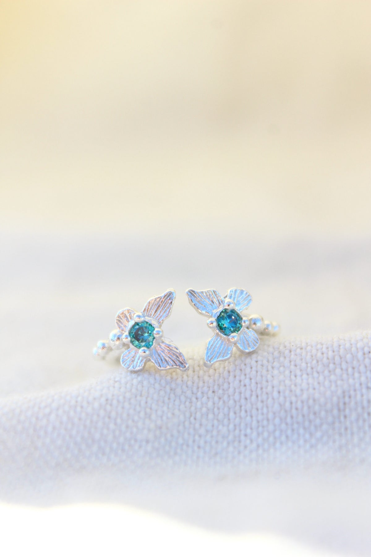 Anillo FILIPPA cristal calipso