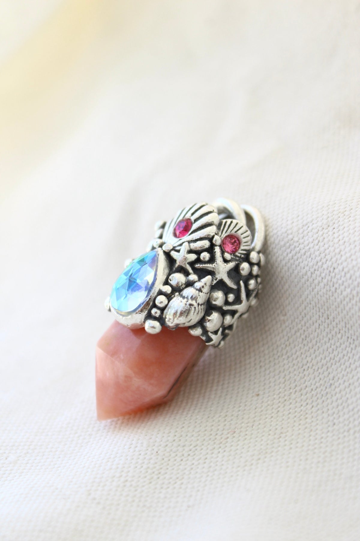 Amuleto Atlantis ópalo rosa