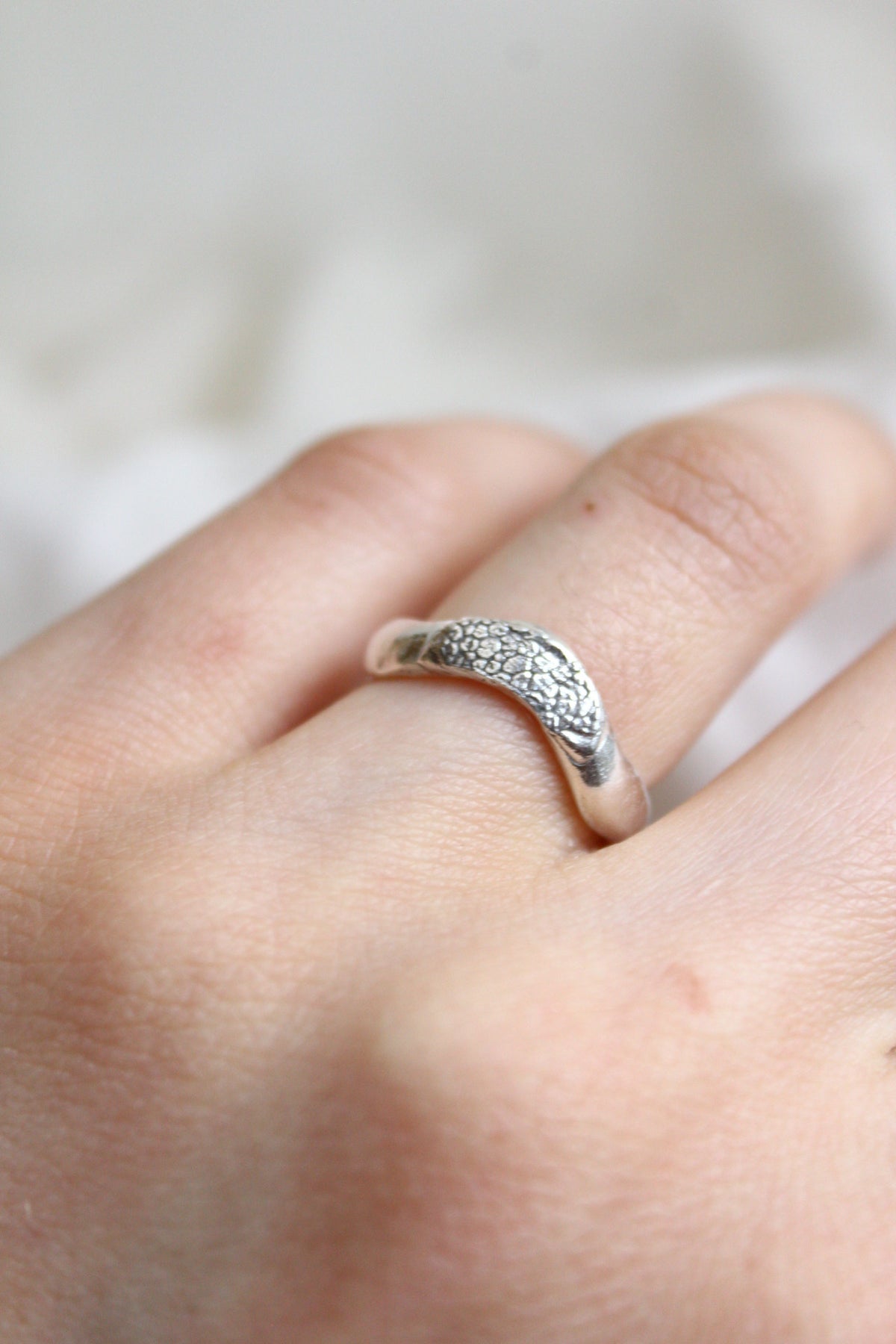 ANILLO HUELLA “OLA”