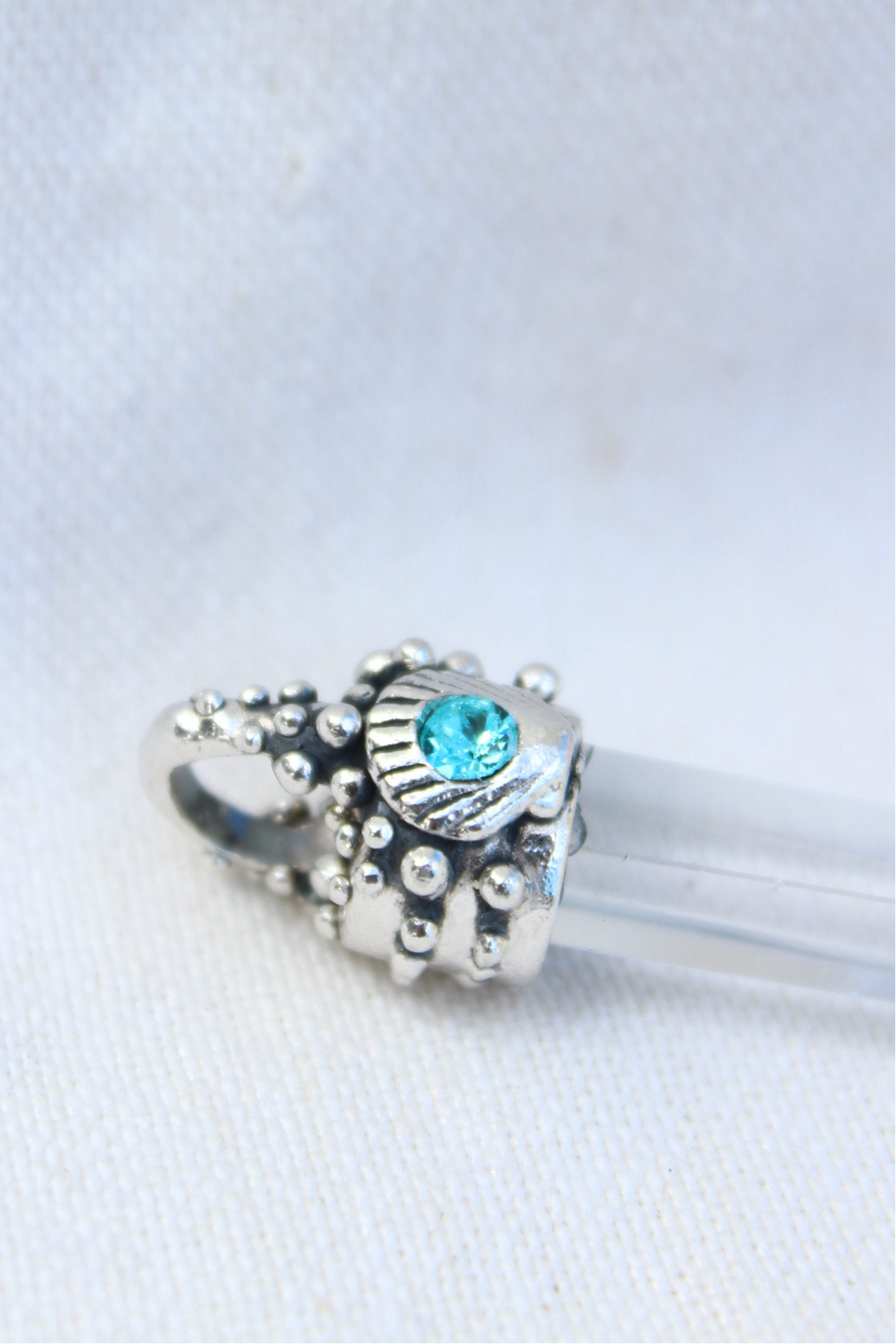 Amuleto petit cristal celeste