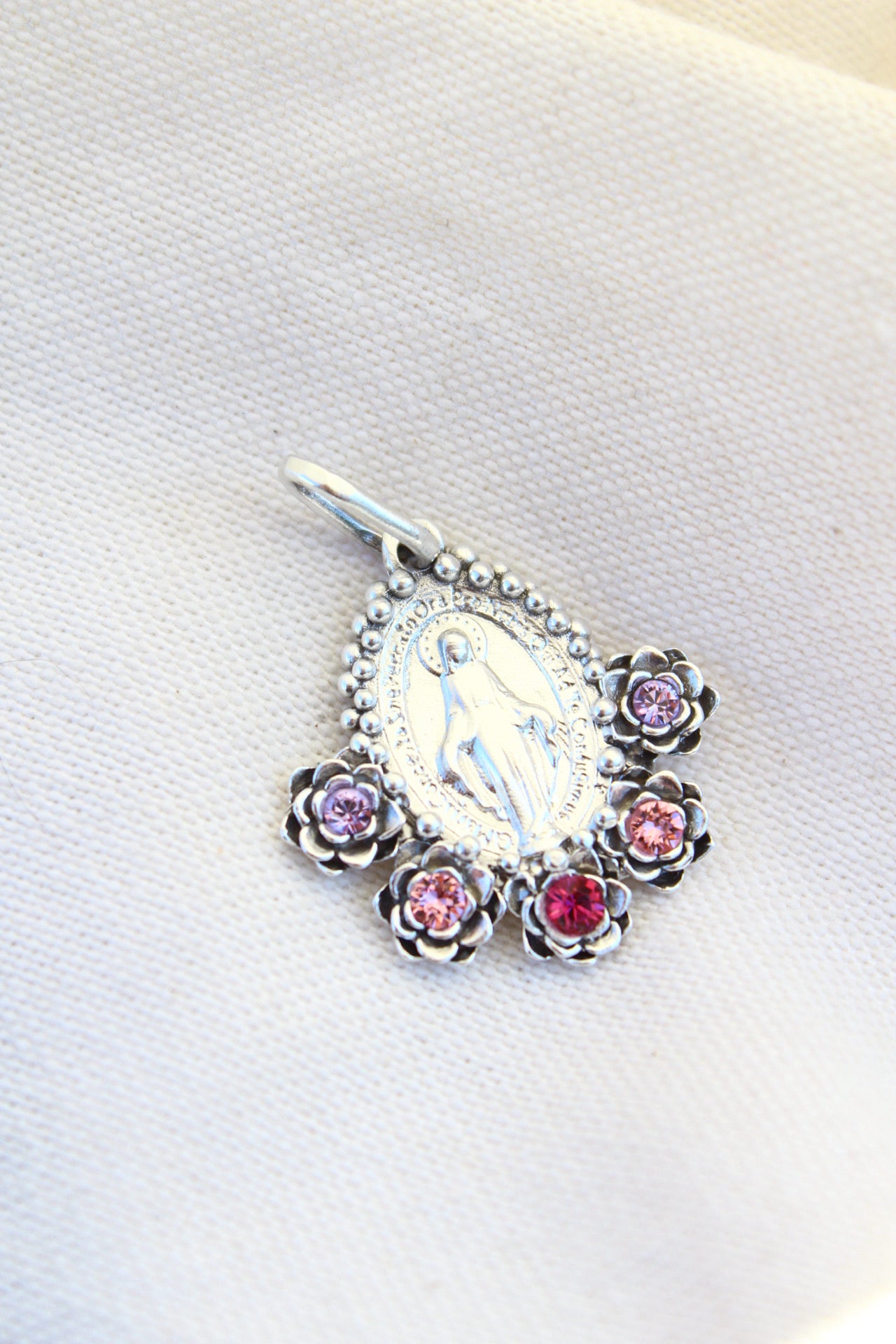 Collar Virgen de los milagros M #3