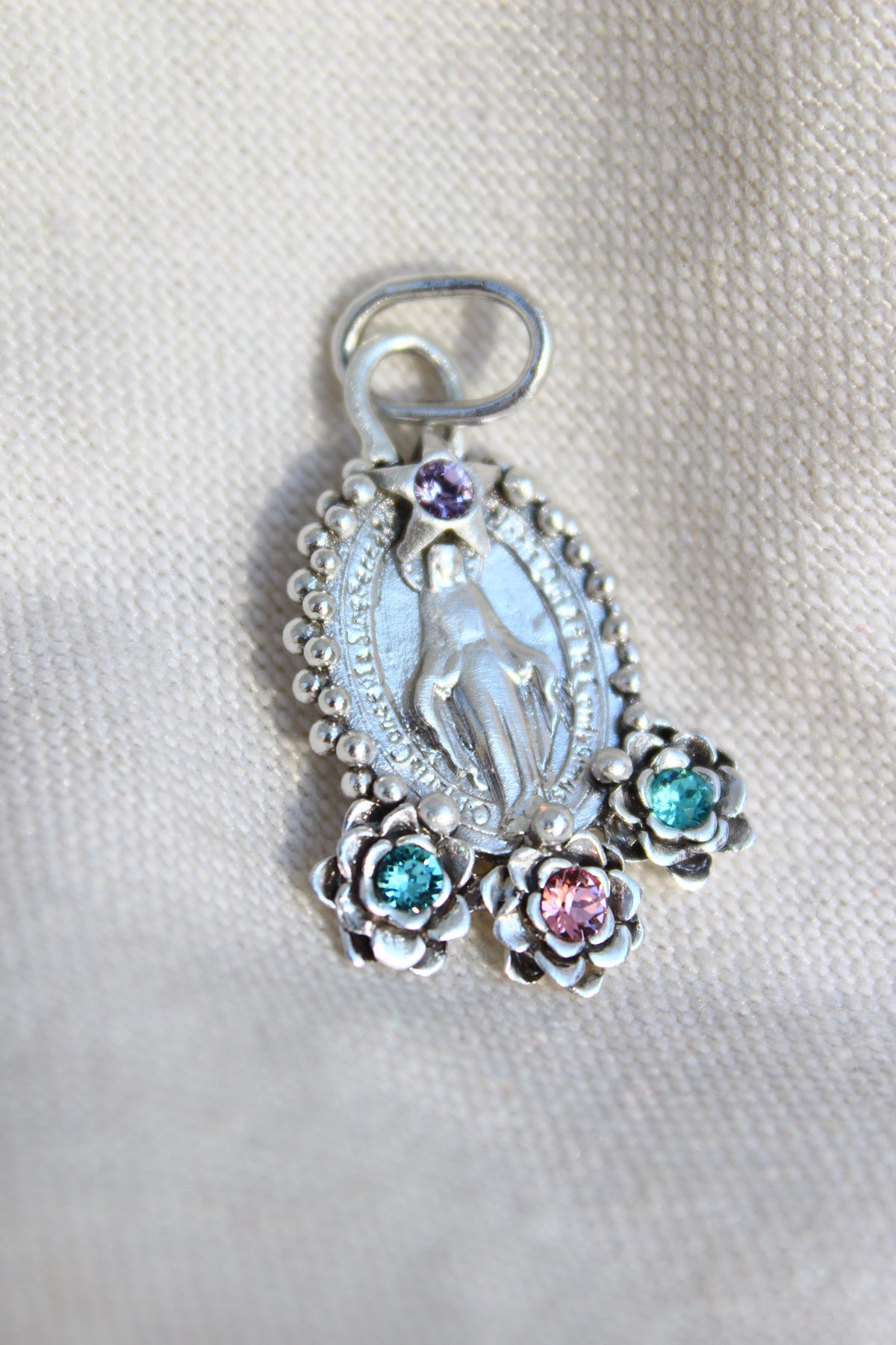 Collar Virgen de los milagros M #10