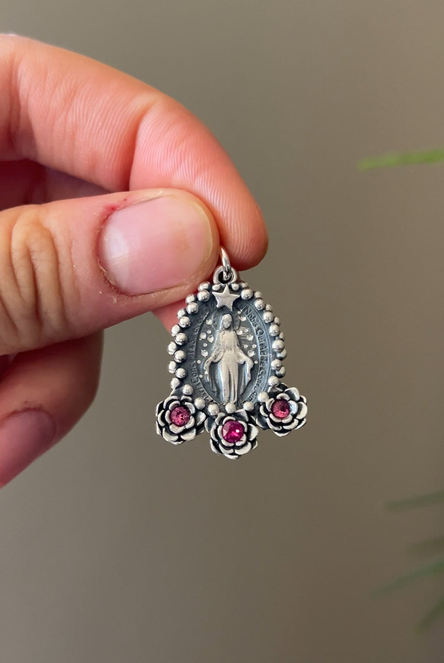 Medalla virgen de los milagros #3