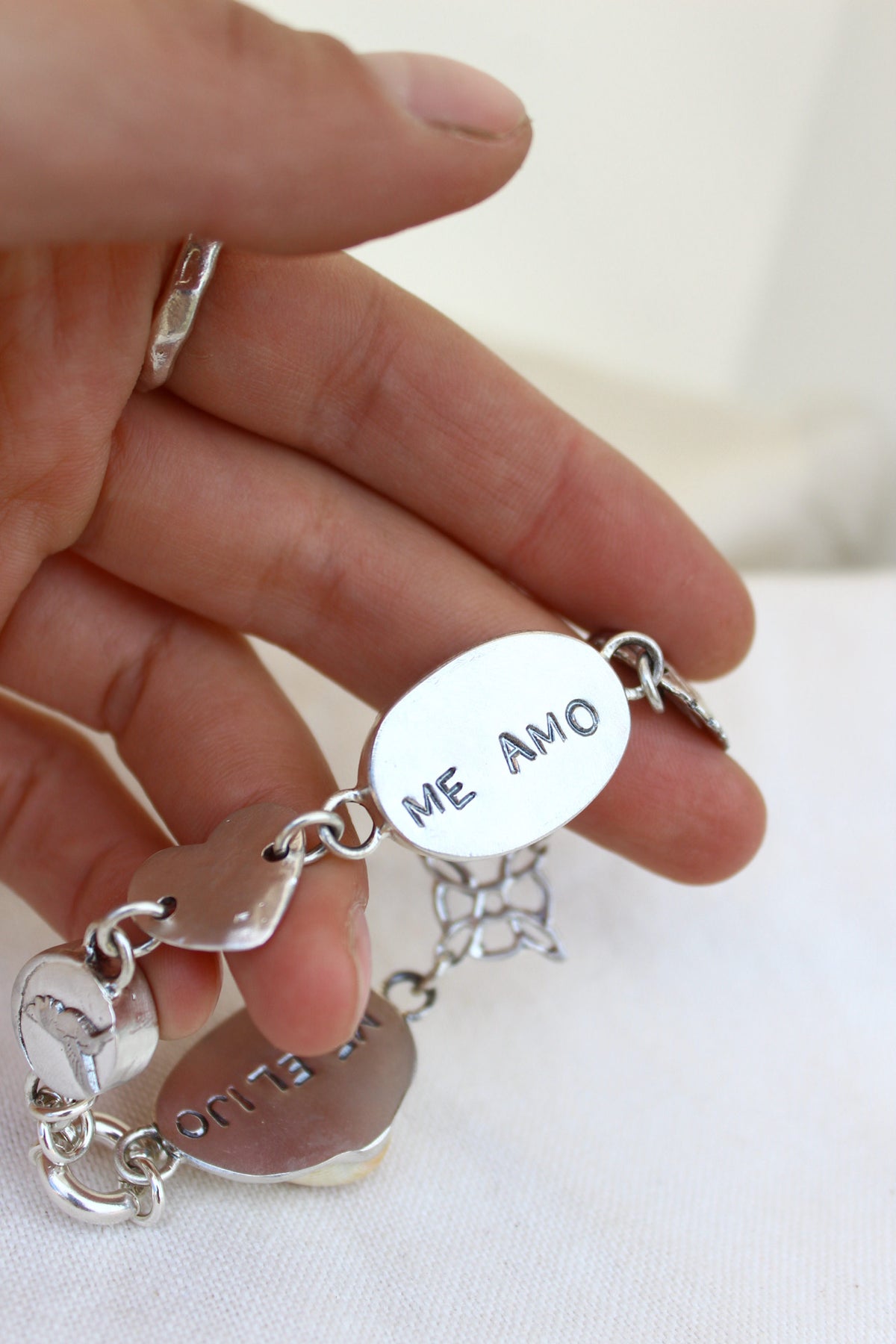 Pulsera “me amo, me elijo”