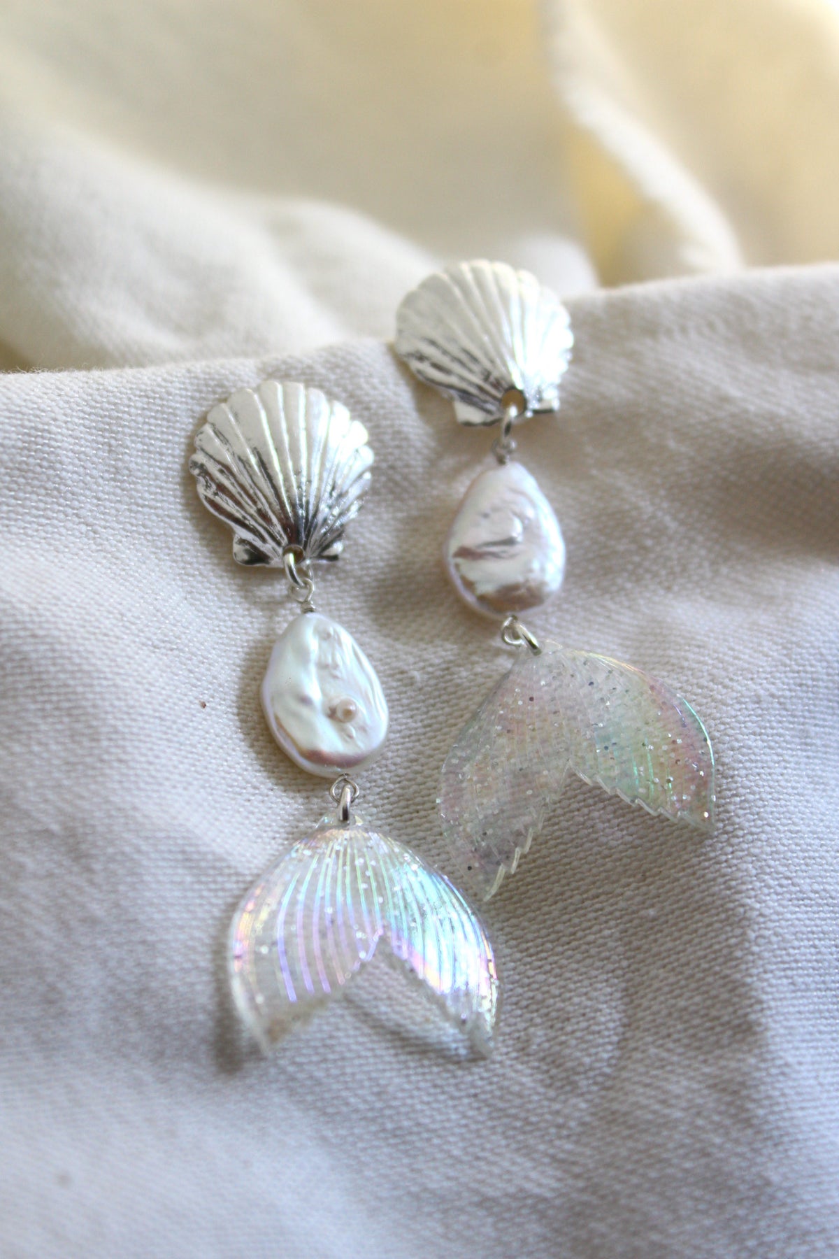 Aros sirena mística en perla