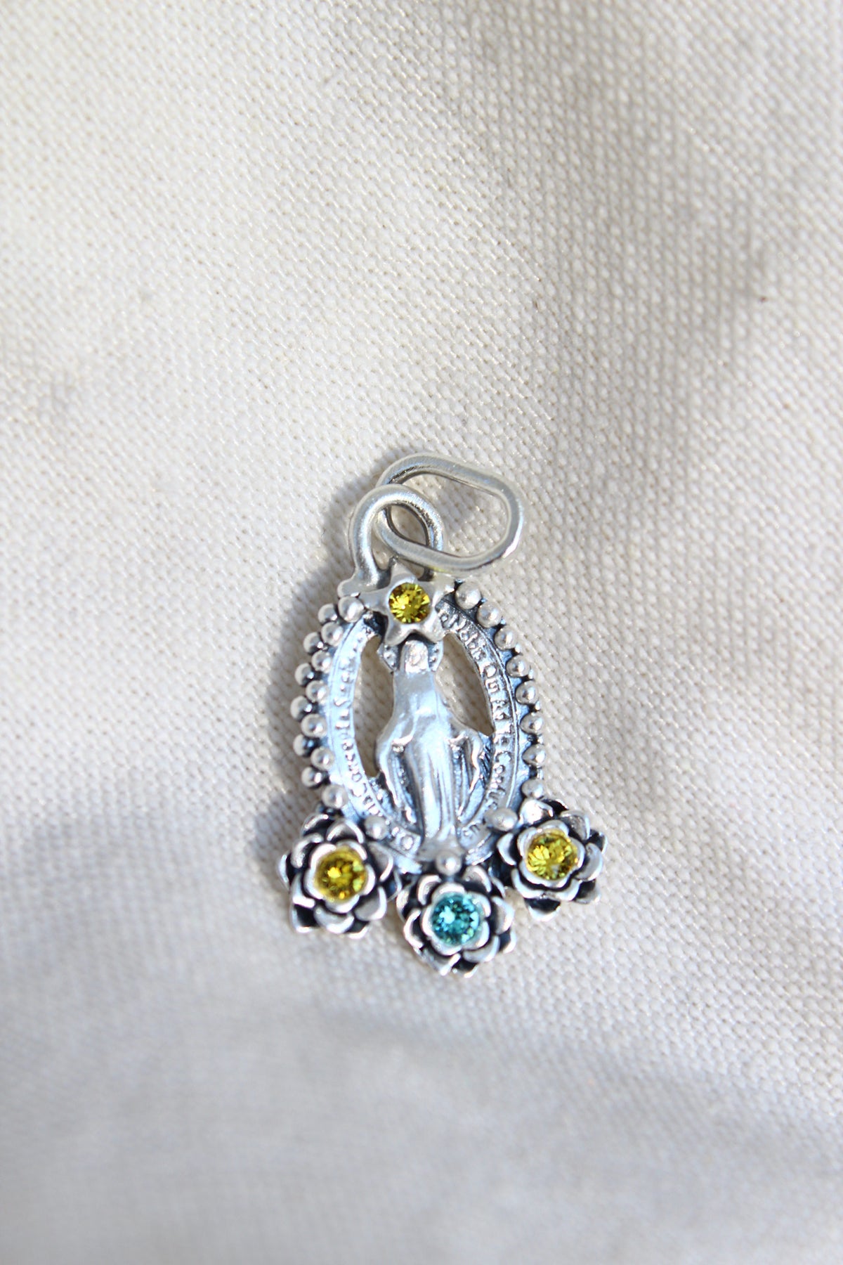 Collar Virgen de los milagros M #2