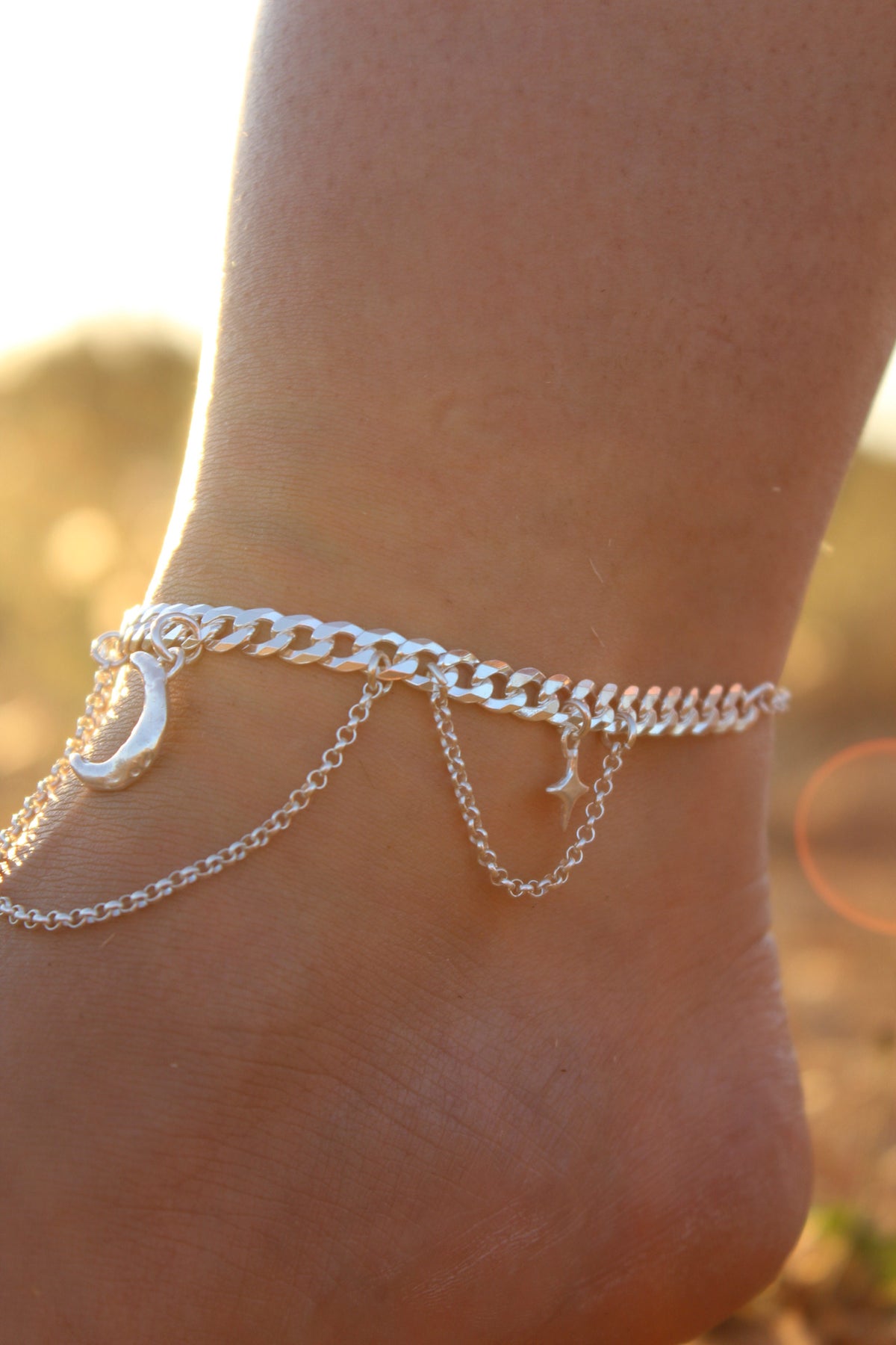 Tobillera luna luceros