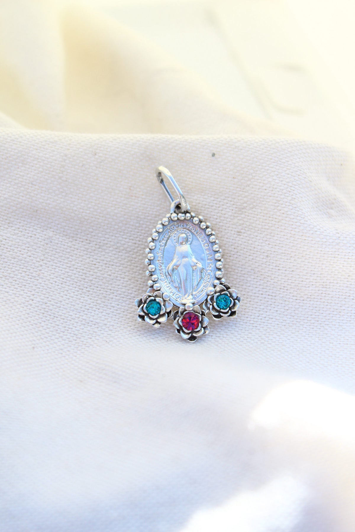 Collar Virgen de los milagros M #6