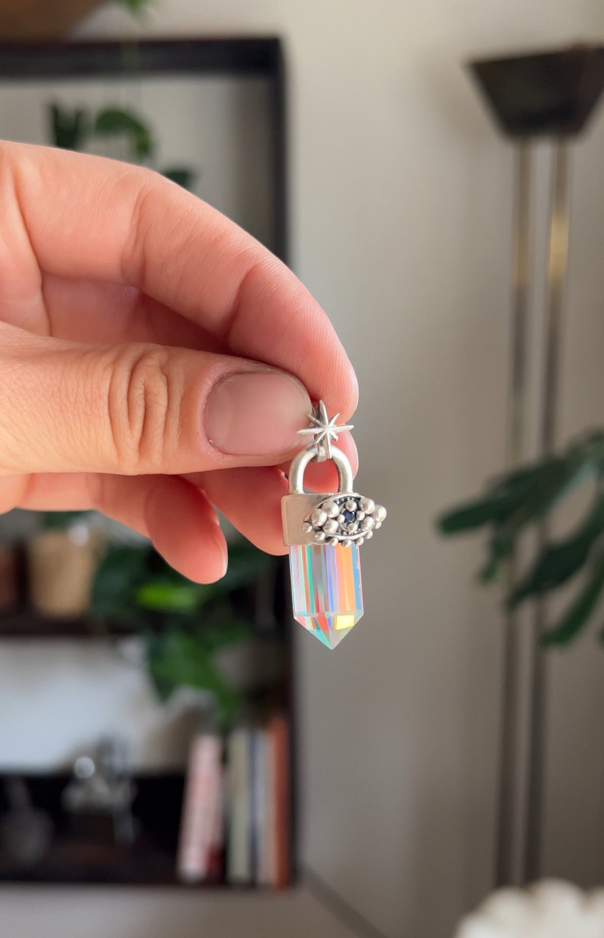 Amuleto cuarzo místico ojo petit