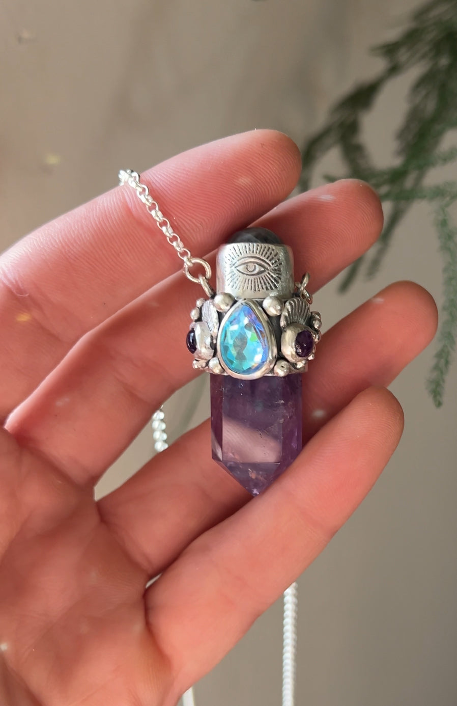 Amuleto amatista protector
