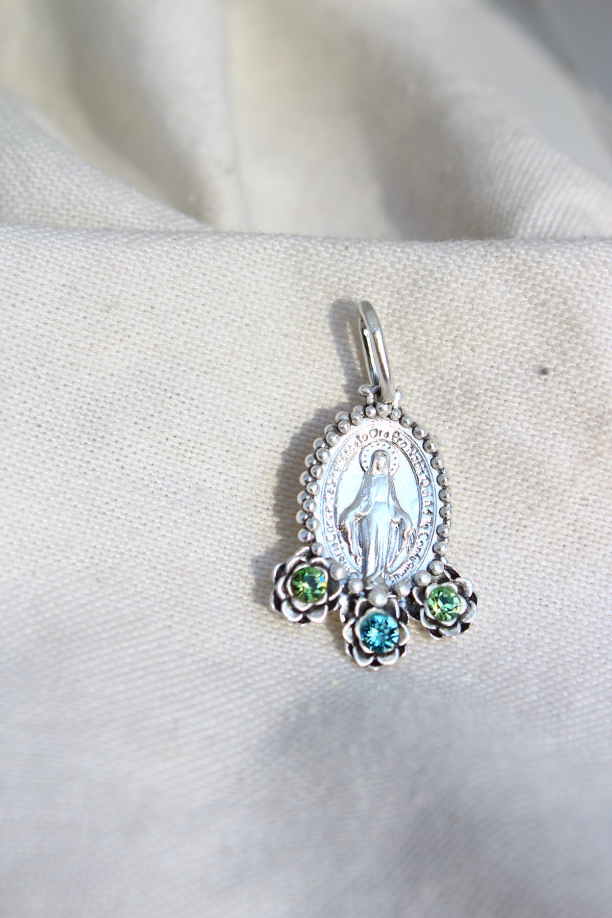 Collar Virgen de los milagros M #7