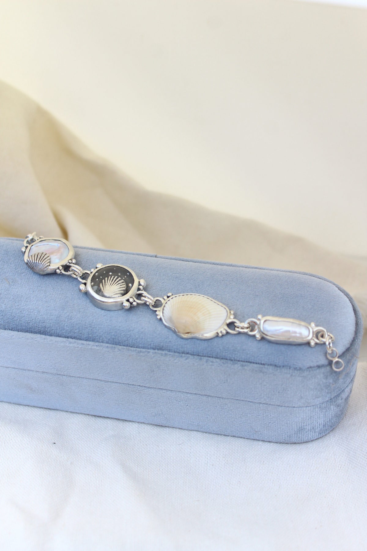 Pulsera “me amo, puedo, gracias”