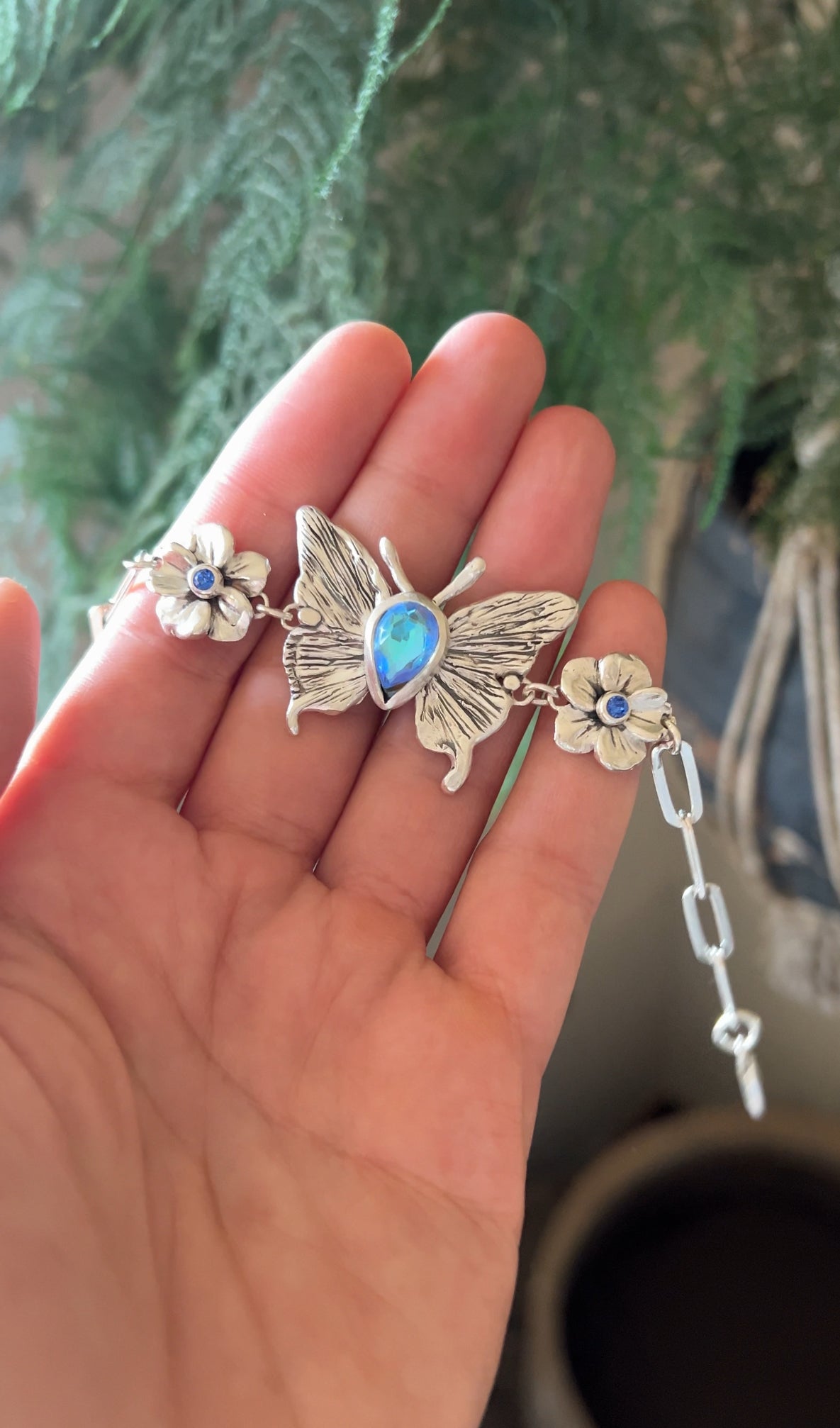 Pulsera mariposa mística