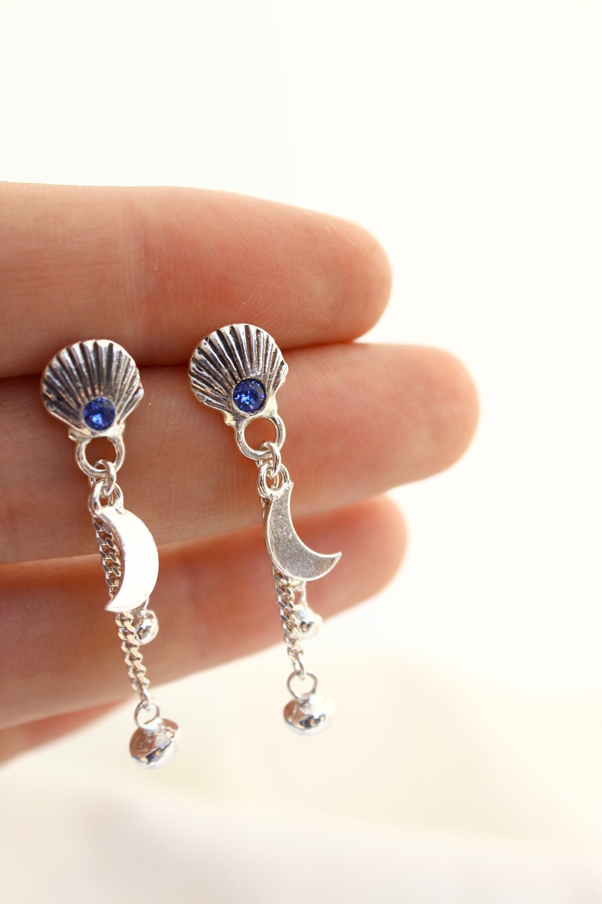 Aros cascada “M” azul (par)