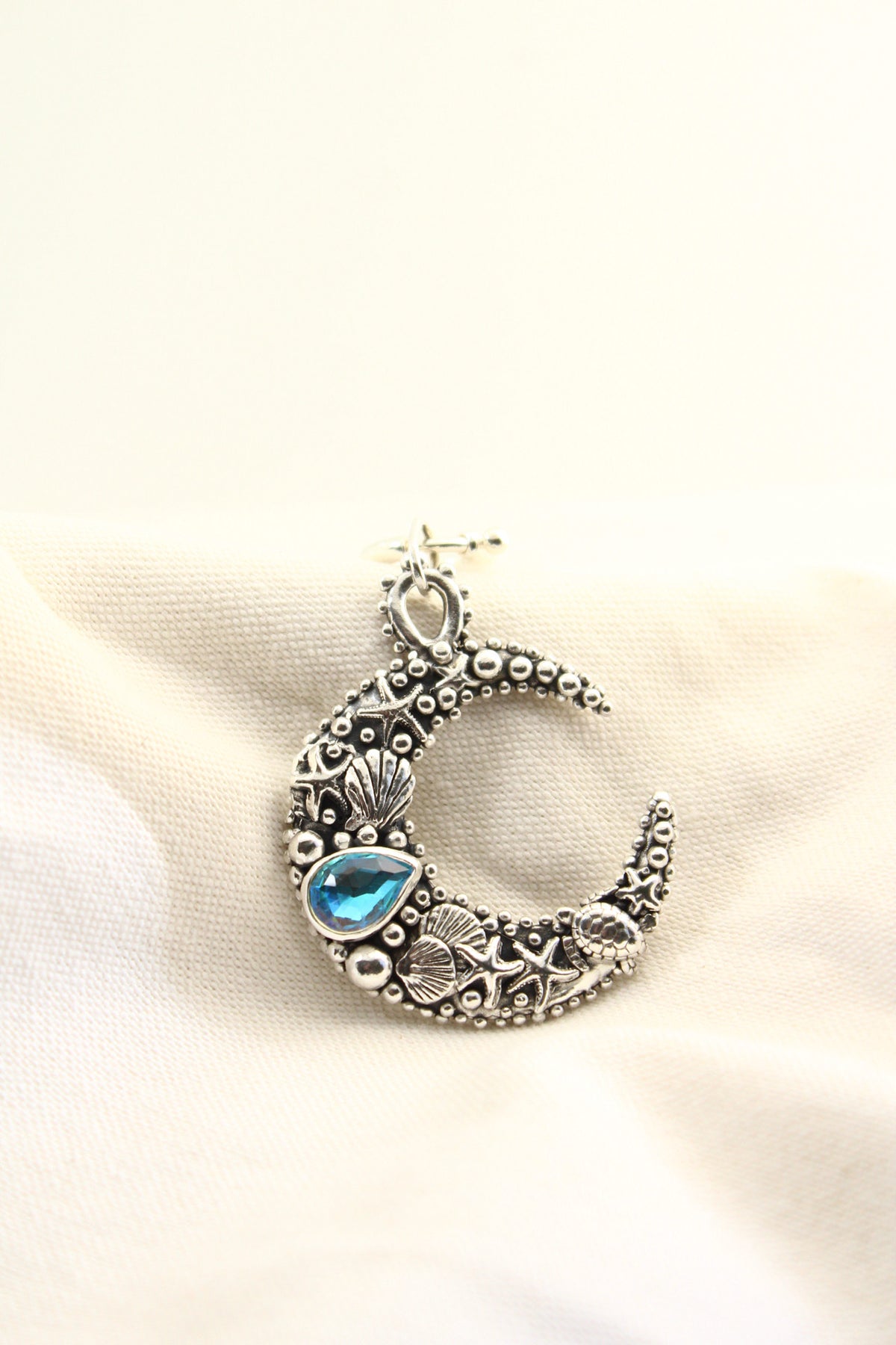 Luna Maxi mona pelotuda