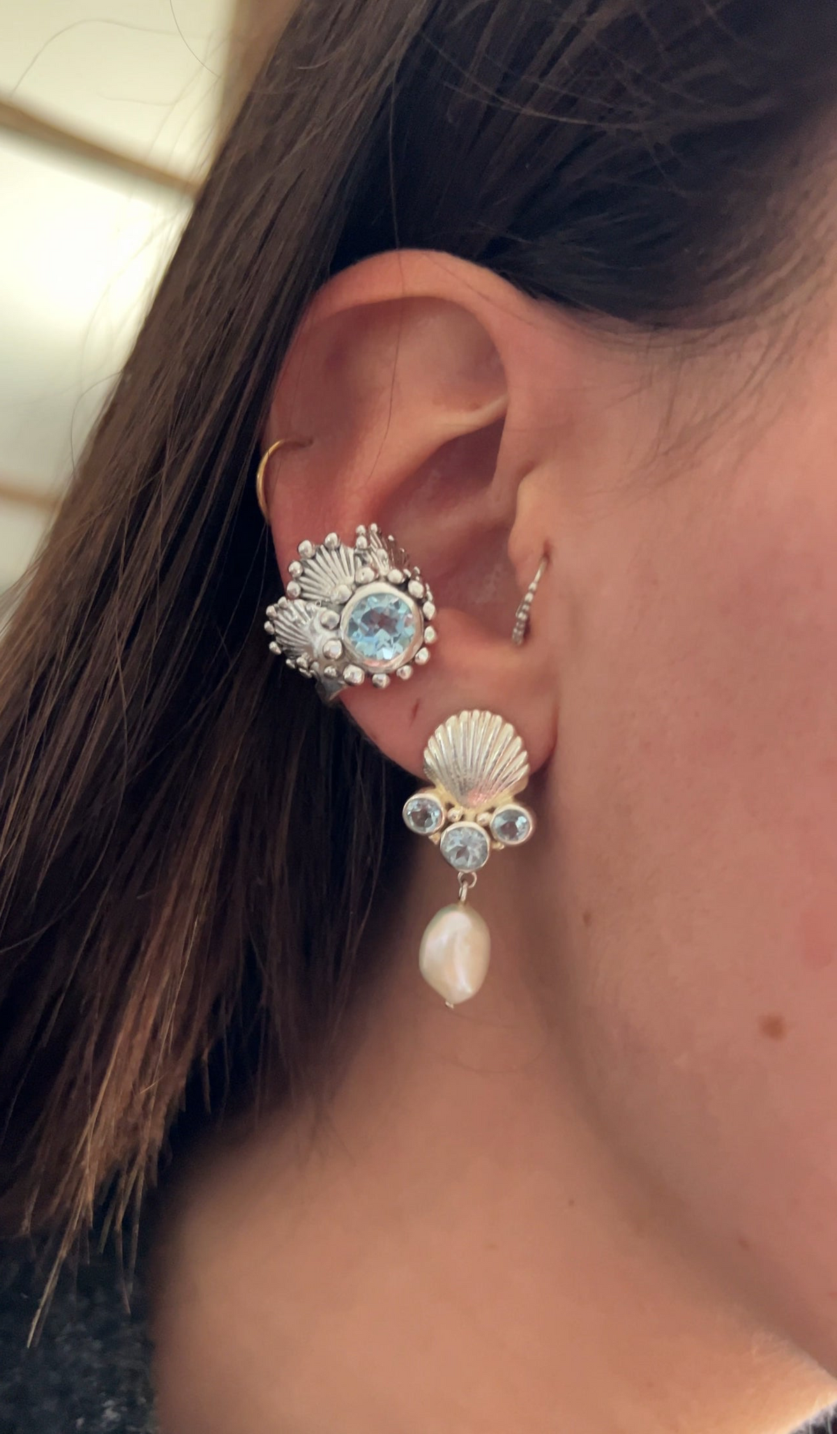 Aro ear cuff triple concha topacio (derecha)