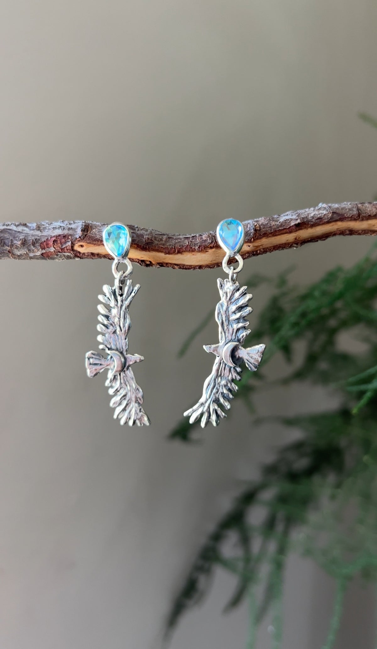 Aros águila sagrada