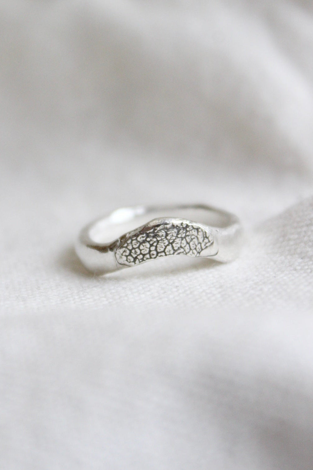 ANILLO HUELLA “OLA”