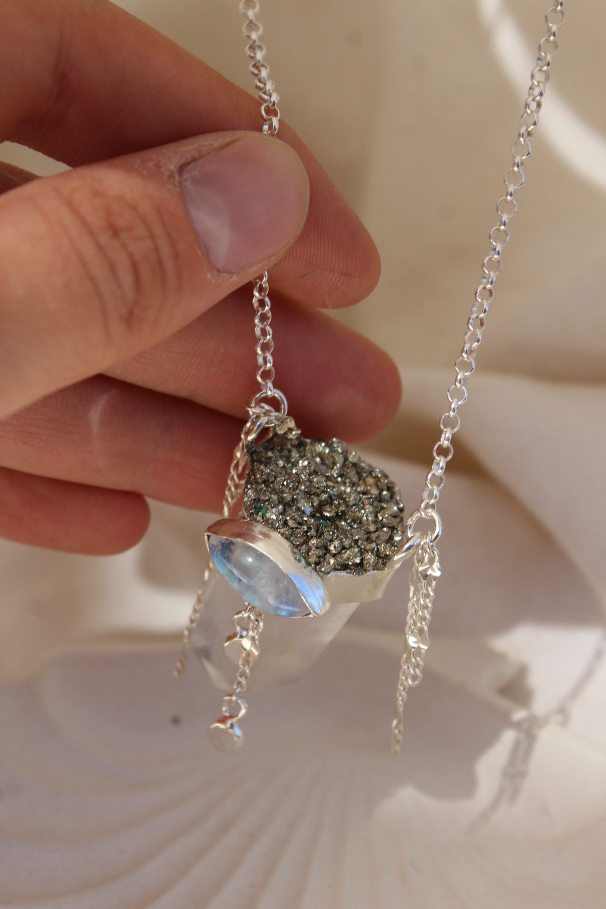 Amuleto ojo piedra Luna