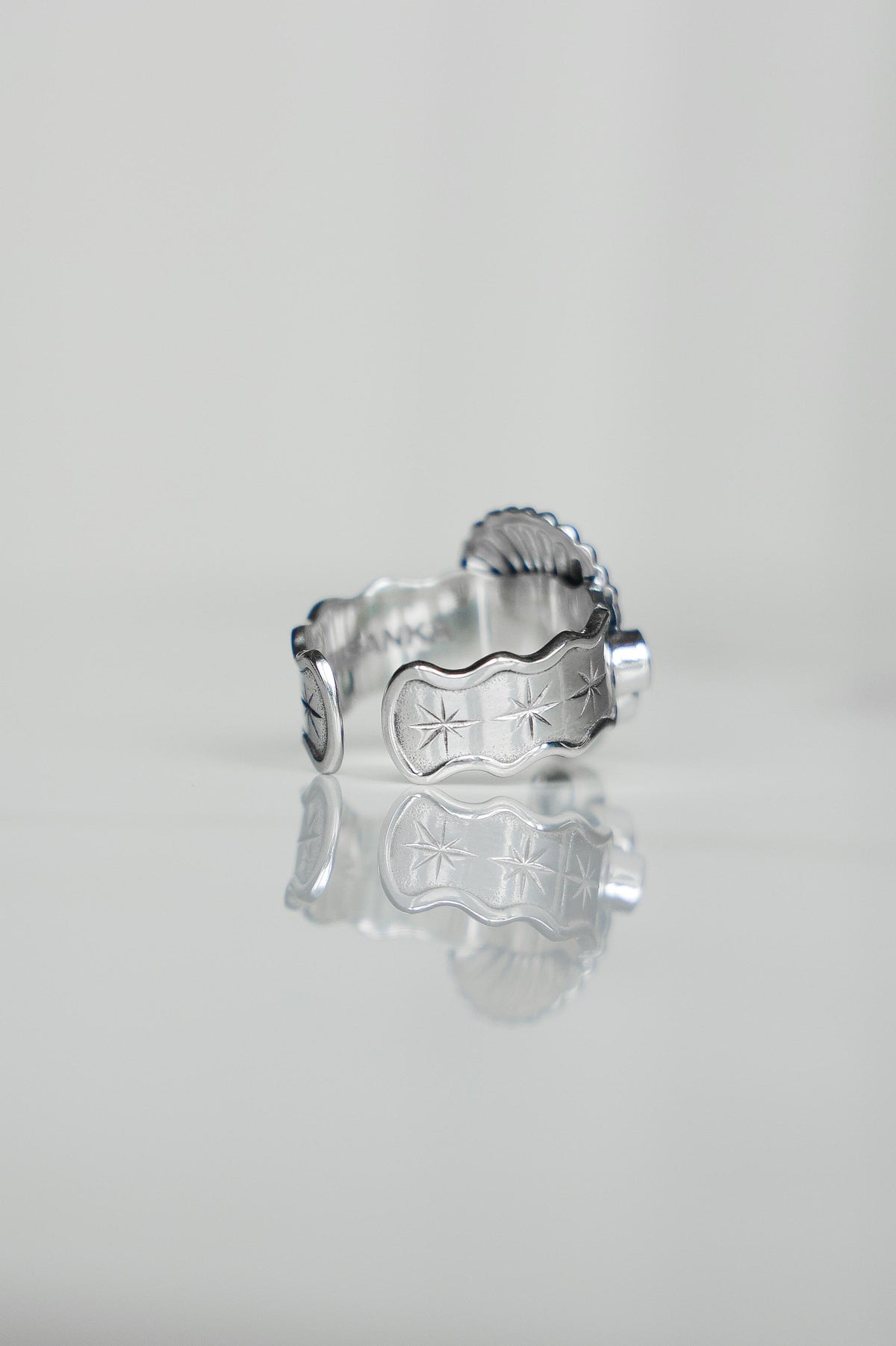 ANILLO CONMIISANKA DE PLATA DE TOPACIO BLANCO Y CELESTE