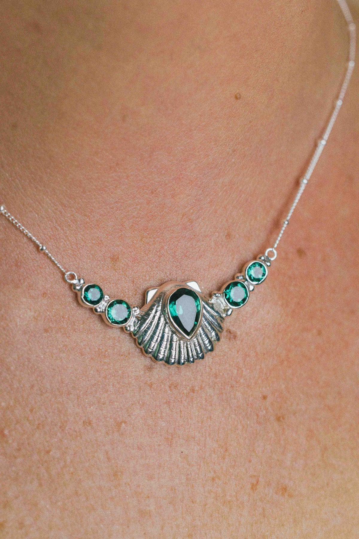 COLLAR CONMIISANKA DE PLATA DE CUARZO VERDE