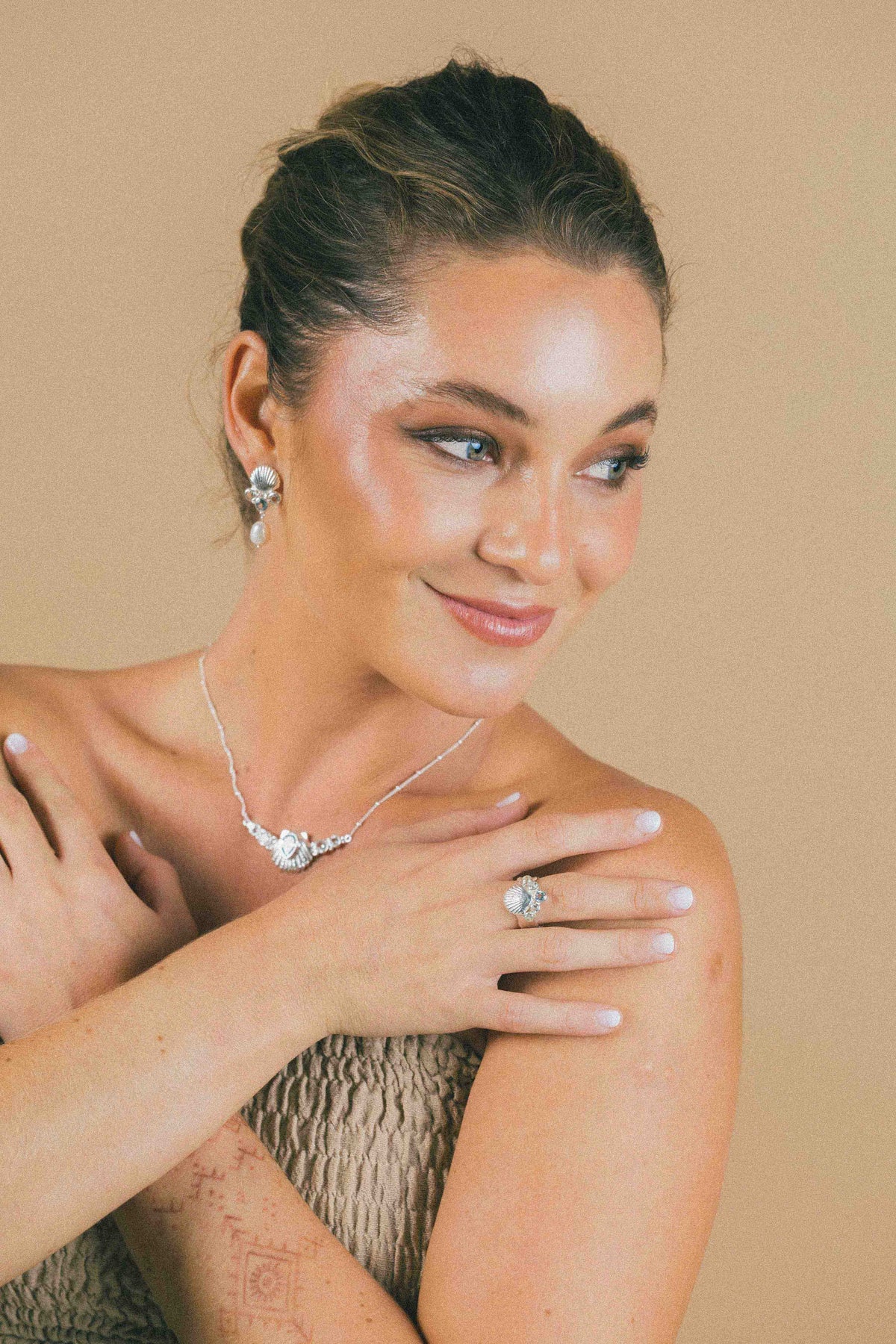 COLLAR CONMIISANKA DE PLATA DE TOPACIO BLANCO Y CELESTE