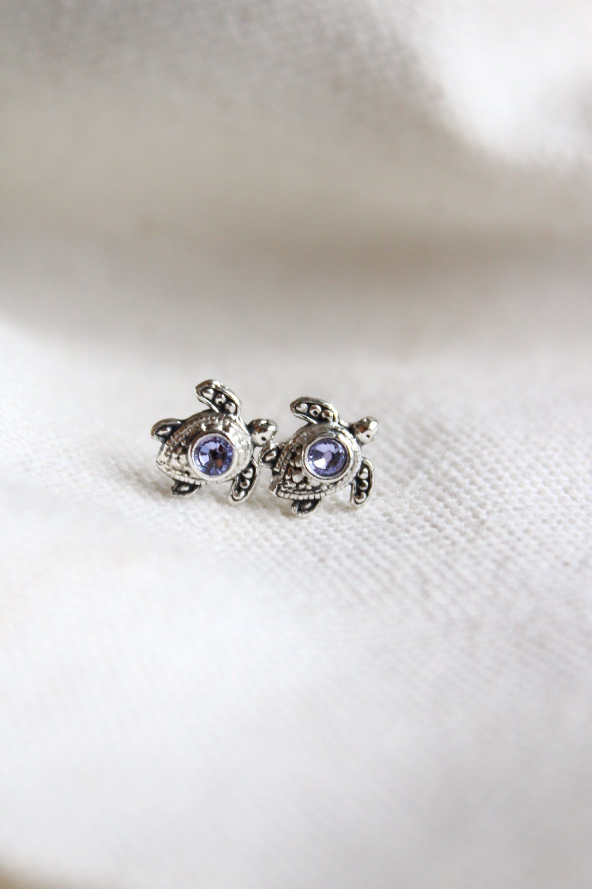 Aros tortu petit cristal lila