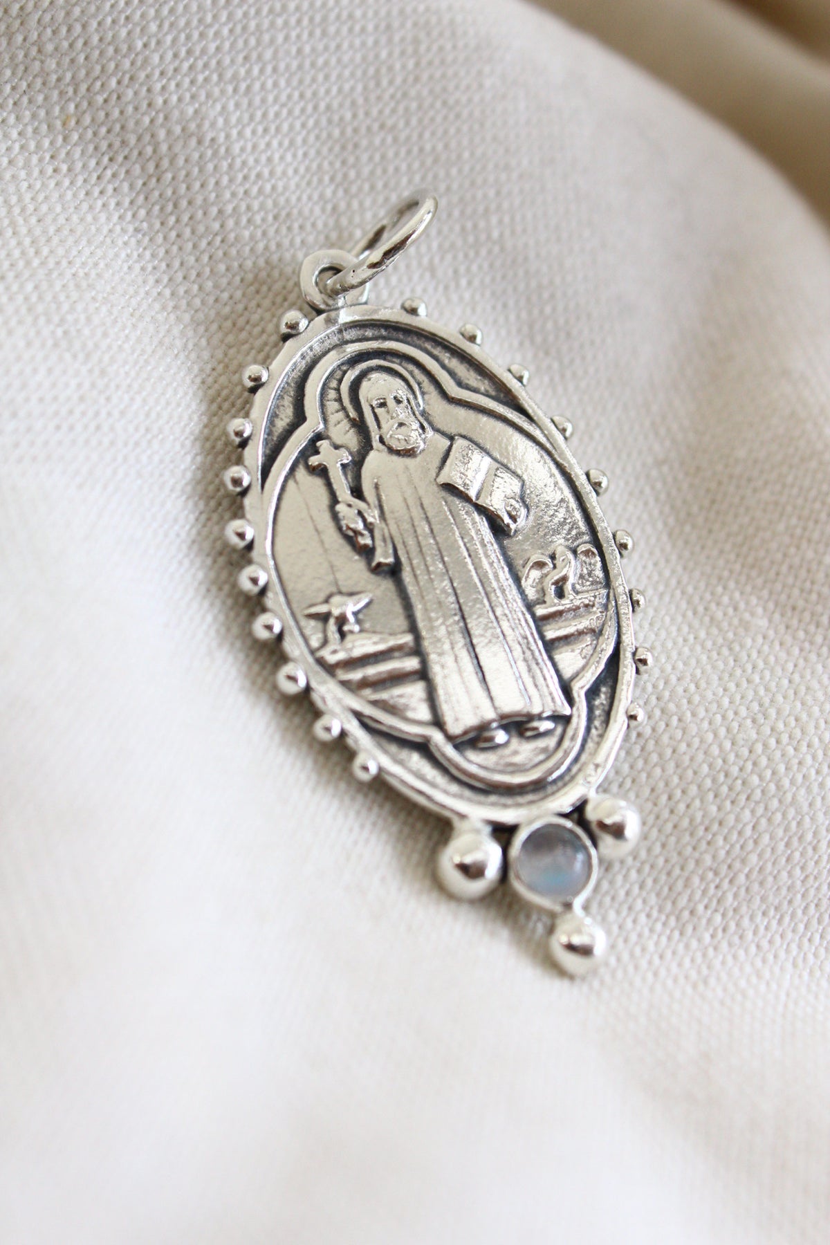 Medallón san Benito