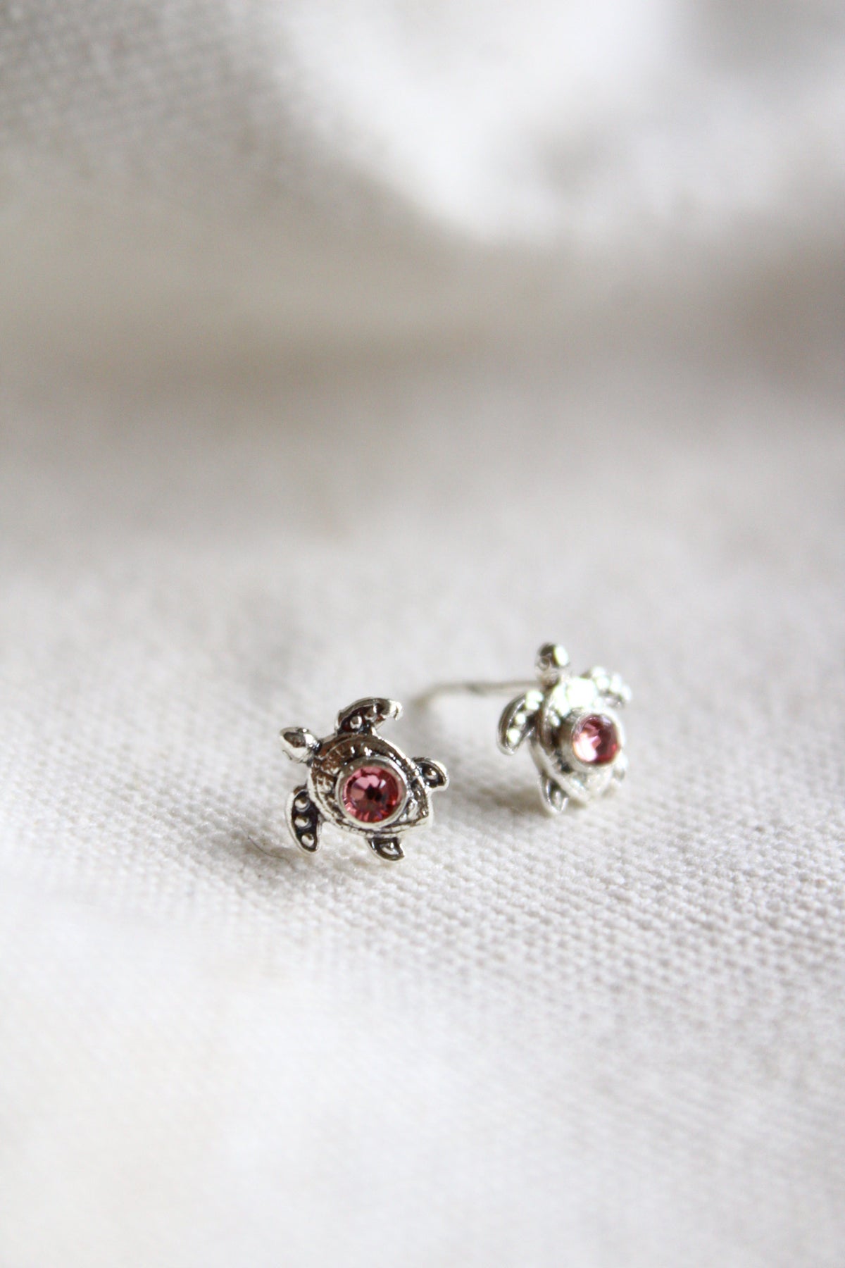 Aros tortu petit cristal rose