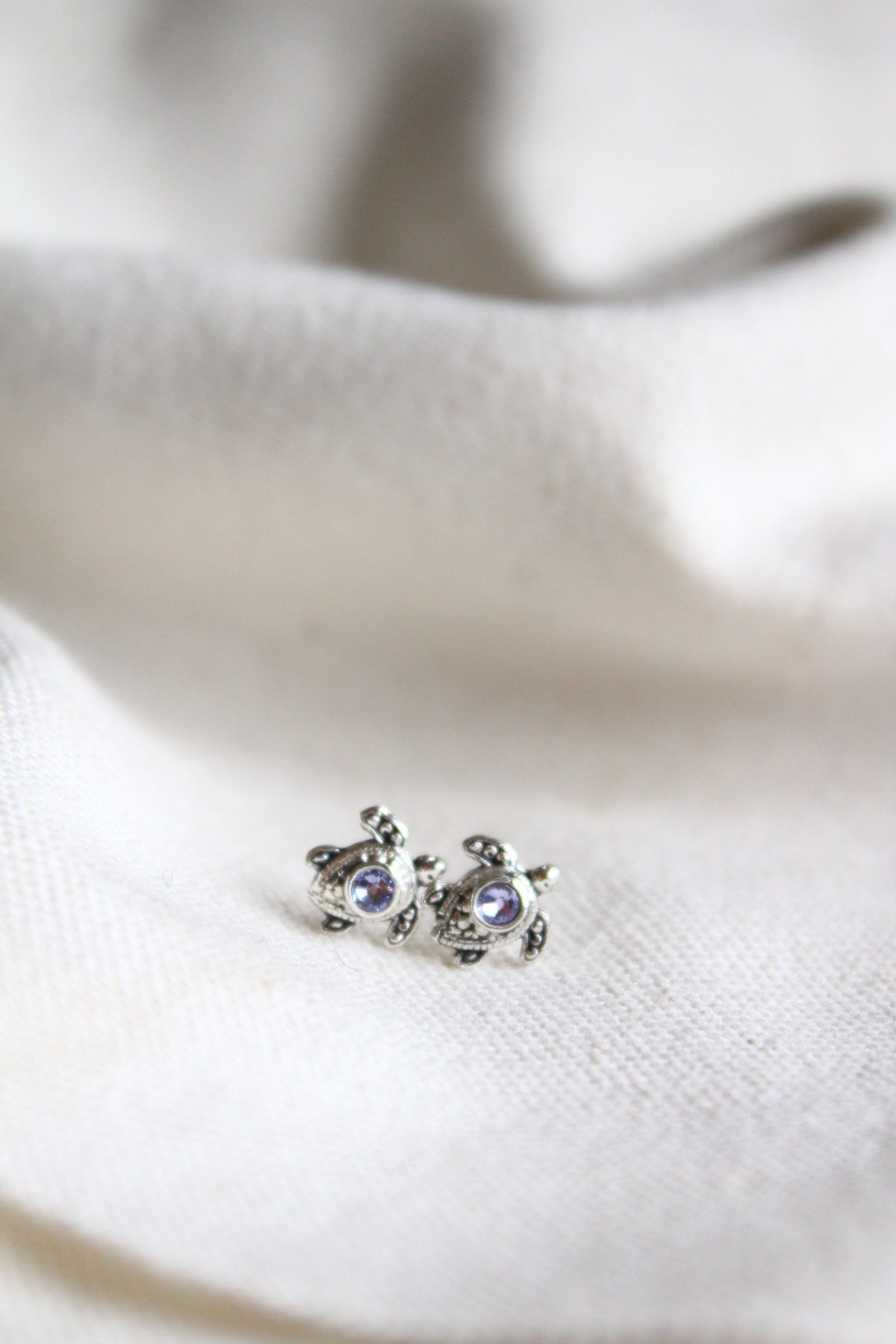 Aros tortu petit cristal lila