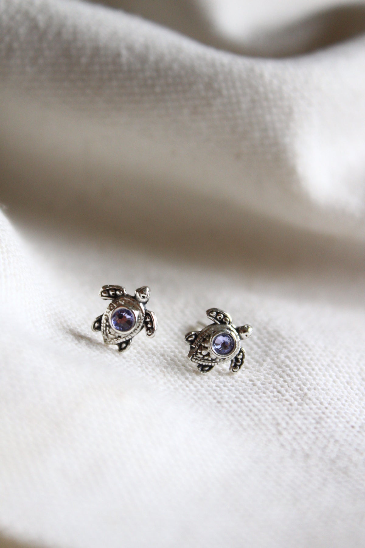 Aros tortu petit cristal lila